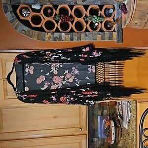 Torrid Black Floral Kimono with Fringe Boho Cottage Southwest Coachella Plus 3X